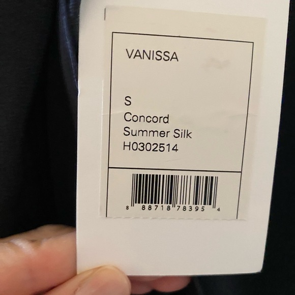 Theory Navy Silk Camisole - Picture 5 of 6